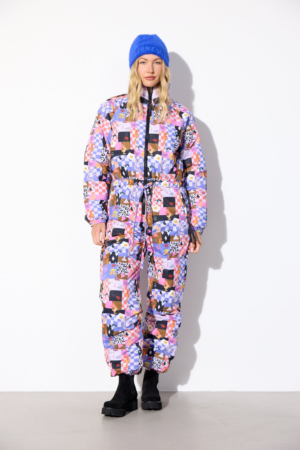 HUNKØN Roxanna Snowsuit Flyverdragter Multiverse Art Print