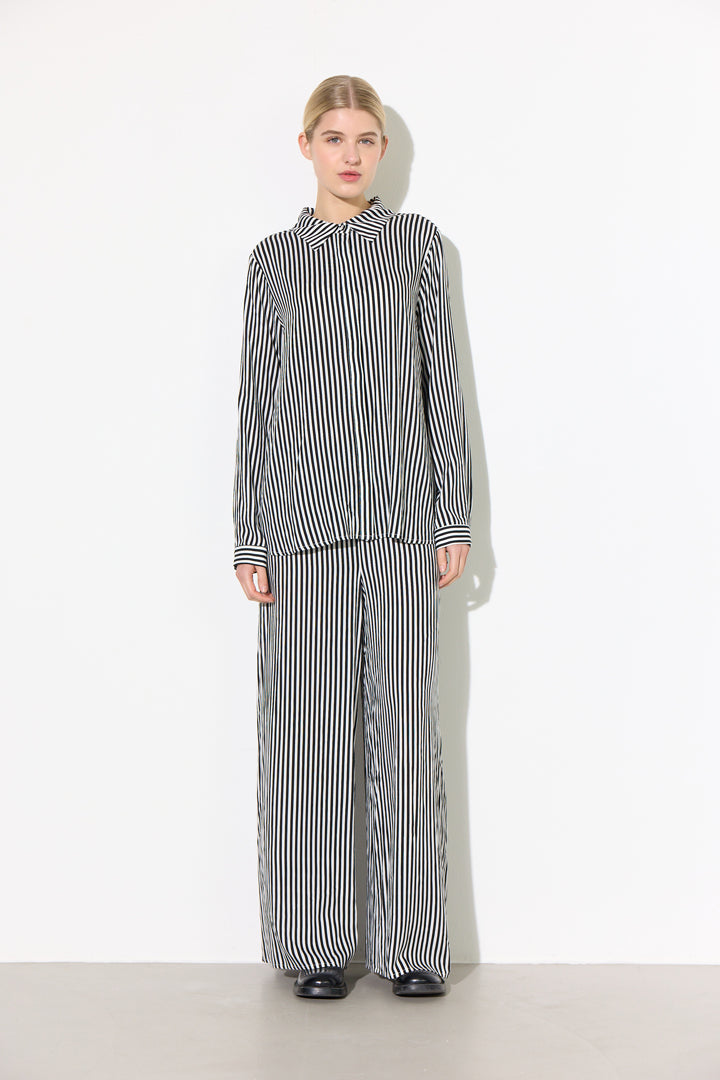 HUNKØN Vicky Shirt Skjorter Black Striped