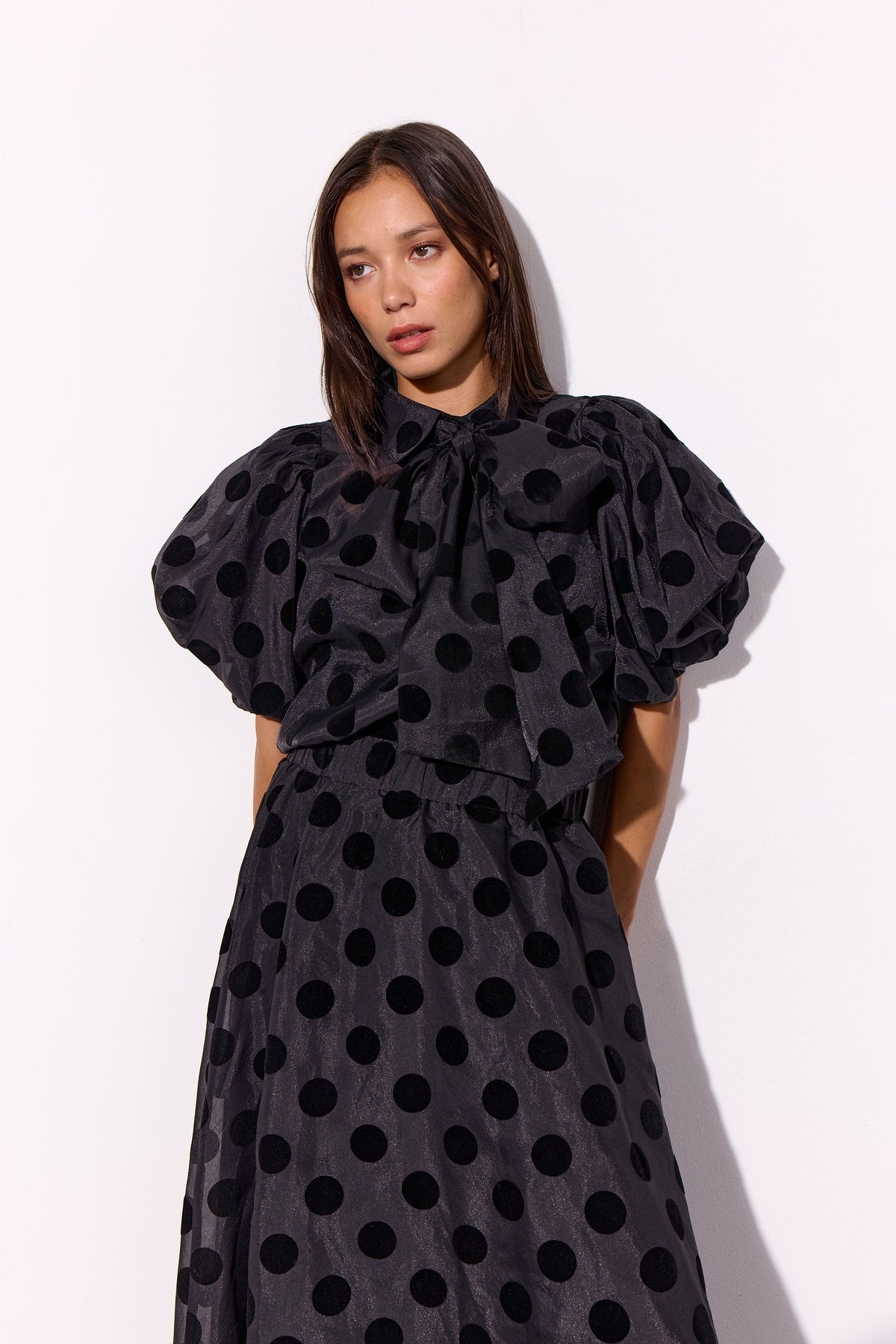 HUNKØN Bobby Long Skirt Nederdele Black w/dots