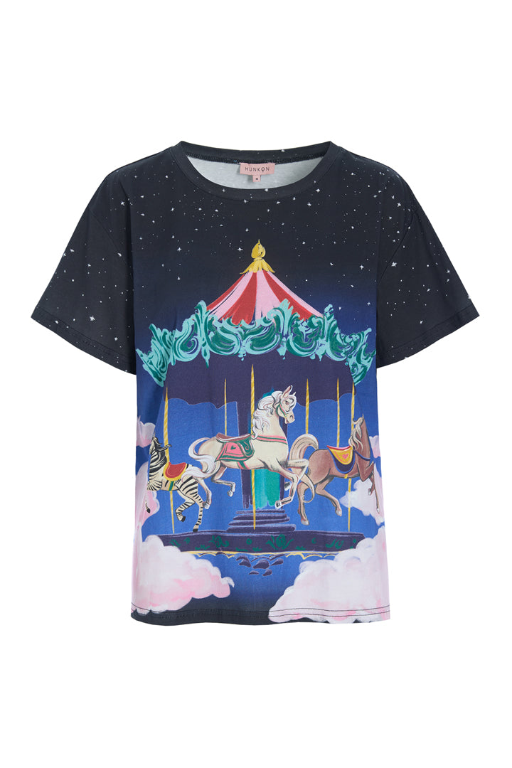 HUNKØN Fable T-shirt T-shirts Dream Fairground Art Print