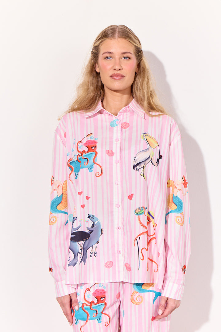 HUNKØN Nessie Shirt Skjorter Pink Ocean Art Print