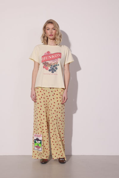 HUNKØN Sweet treat T-shirt T-shirts Light Yellow